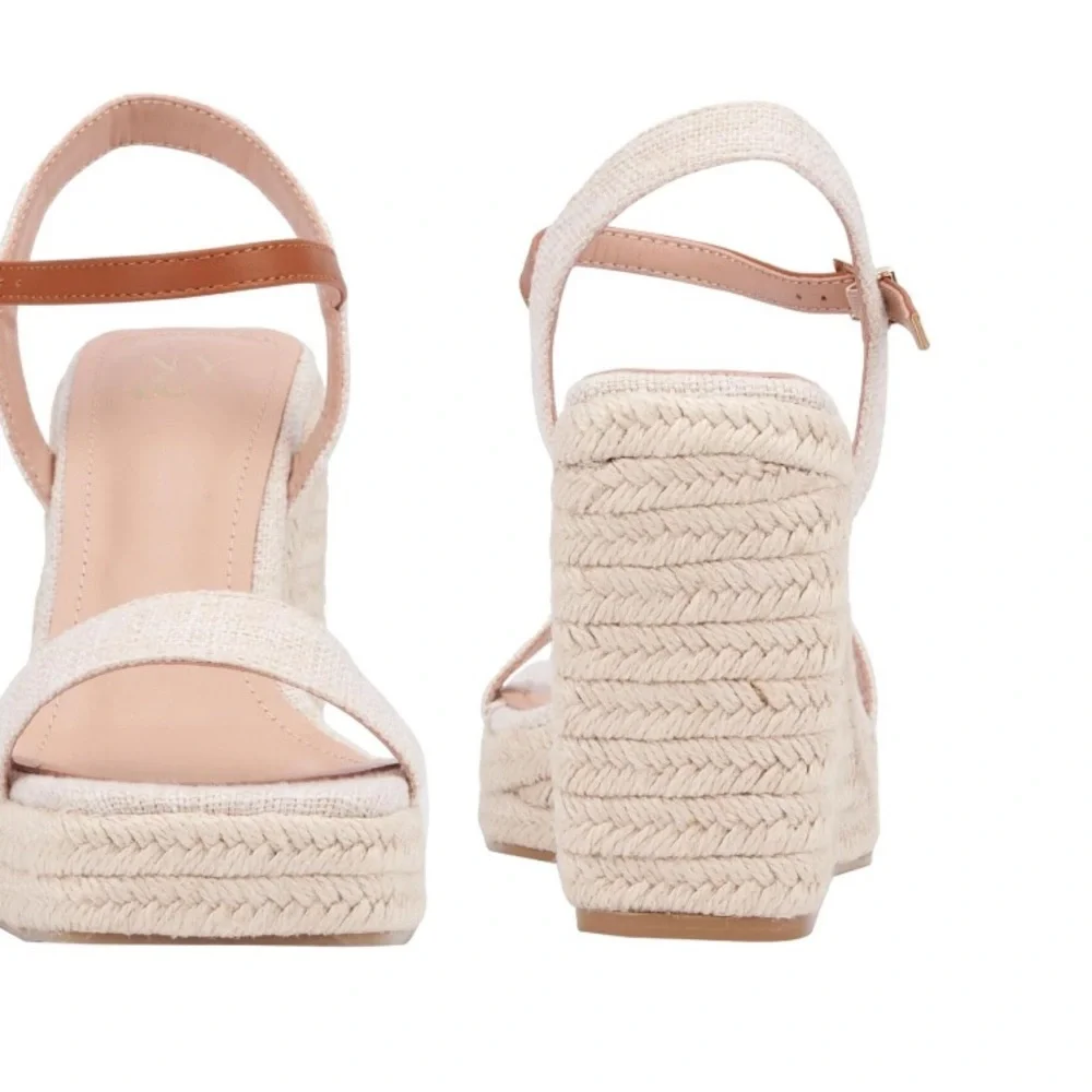 New York & Company Women's Unita Platform Wedge Sandal Natural/Tan
